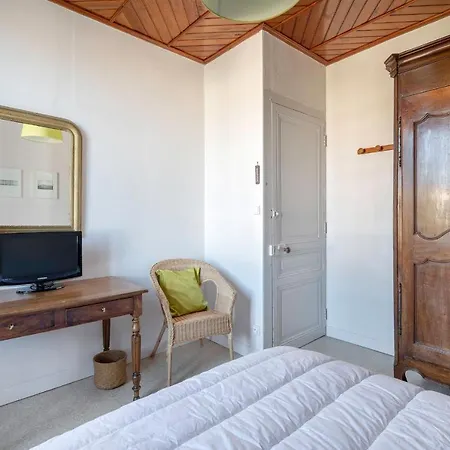 Demeure Familiale De Pour 12 Personnes