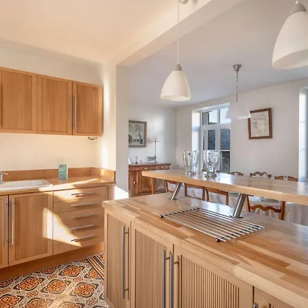 Demeure Familiale De Pour 12 Personnes Nyaraló