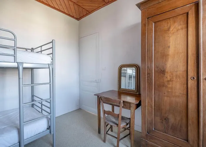 Demeure Familiale De Pour 12 Personnes