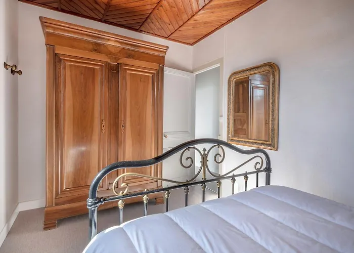 Demeure Familiale De Pour 12 Personnes