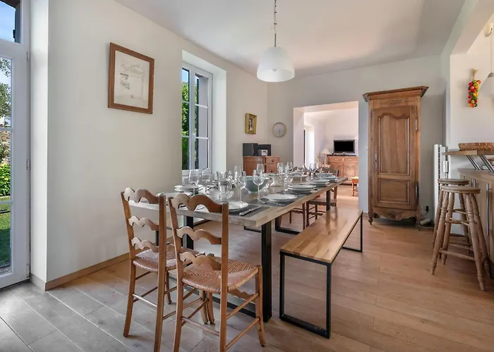 Demeure Familiale De Pour 12 Personnes 度假居